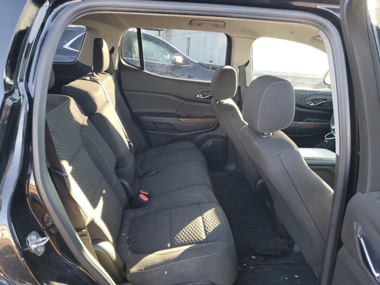 2019 GMC Acadia - Image 11
