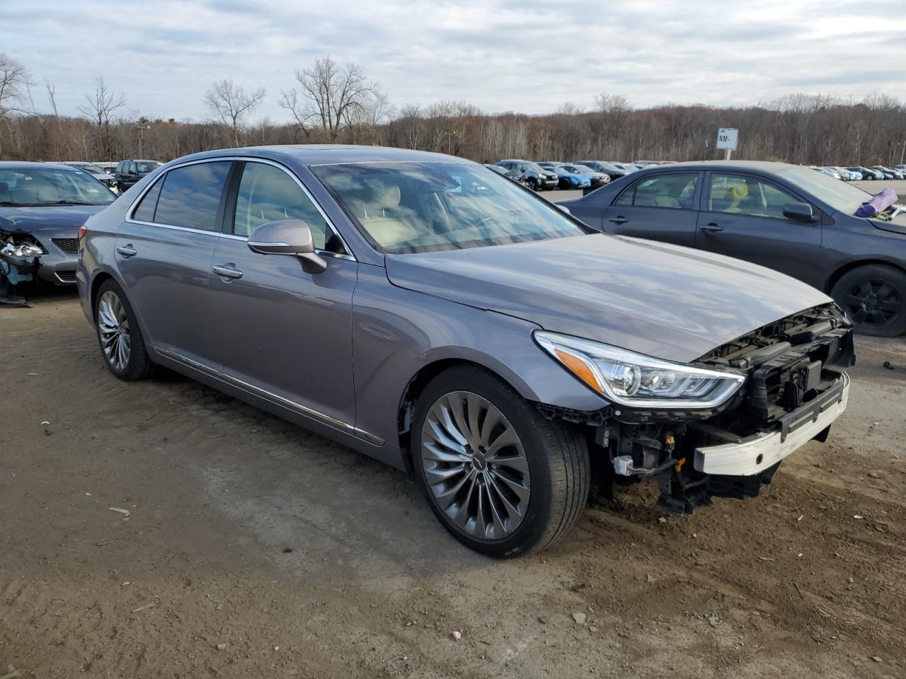 2018 Genesis G90 - Image 4