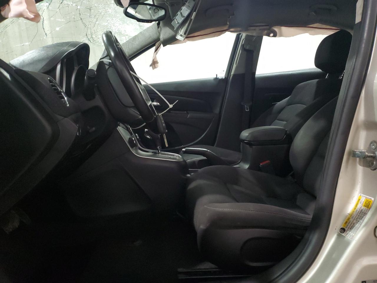 2014 Chevrolet Cruze - Image 7