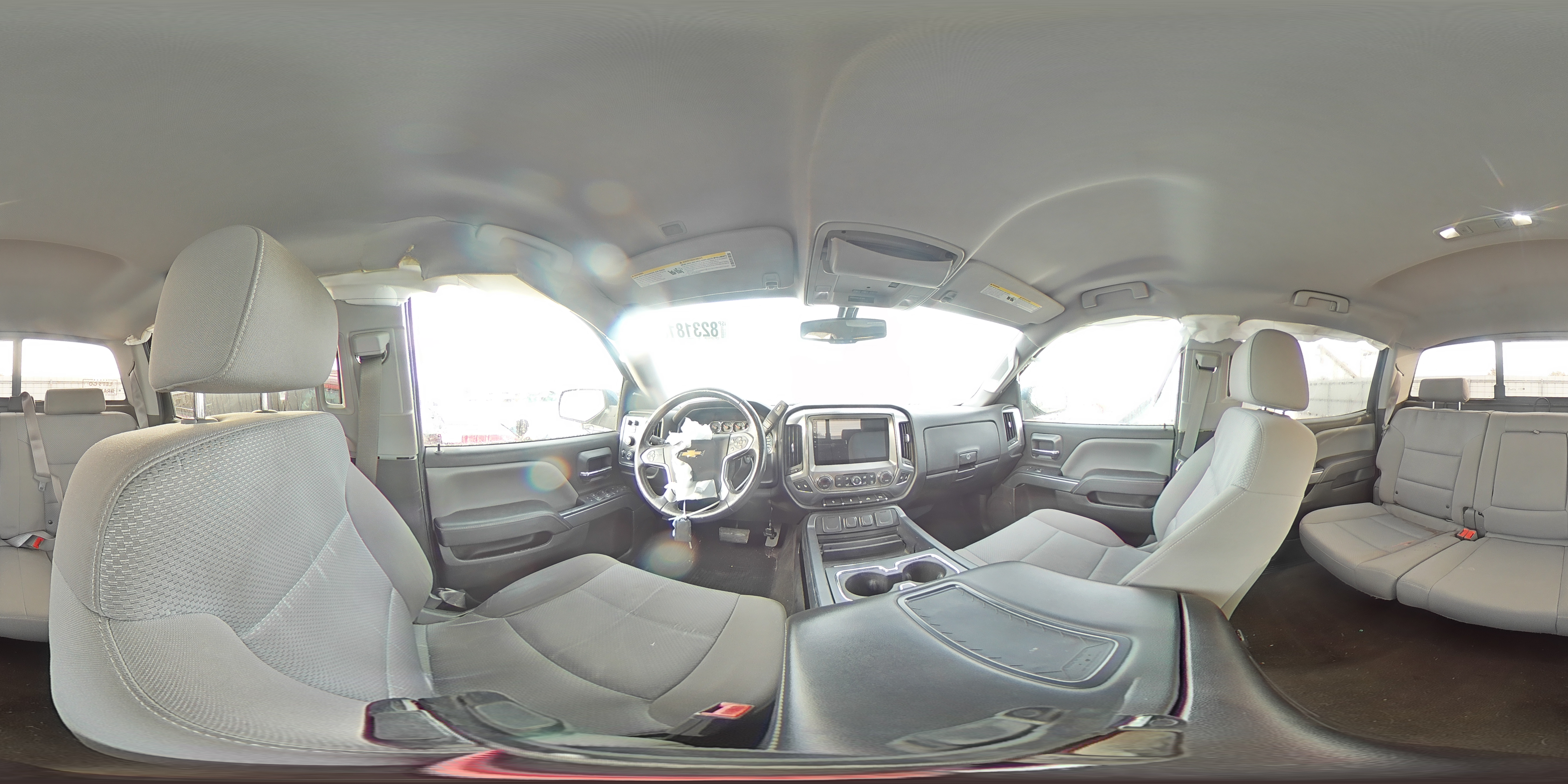 2015 Chevrolet Silverado - Image 13