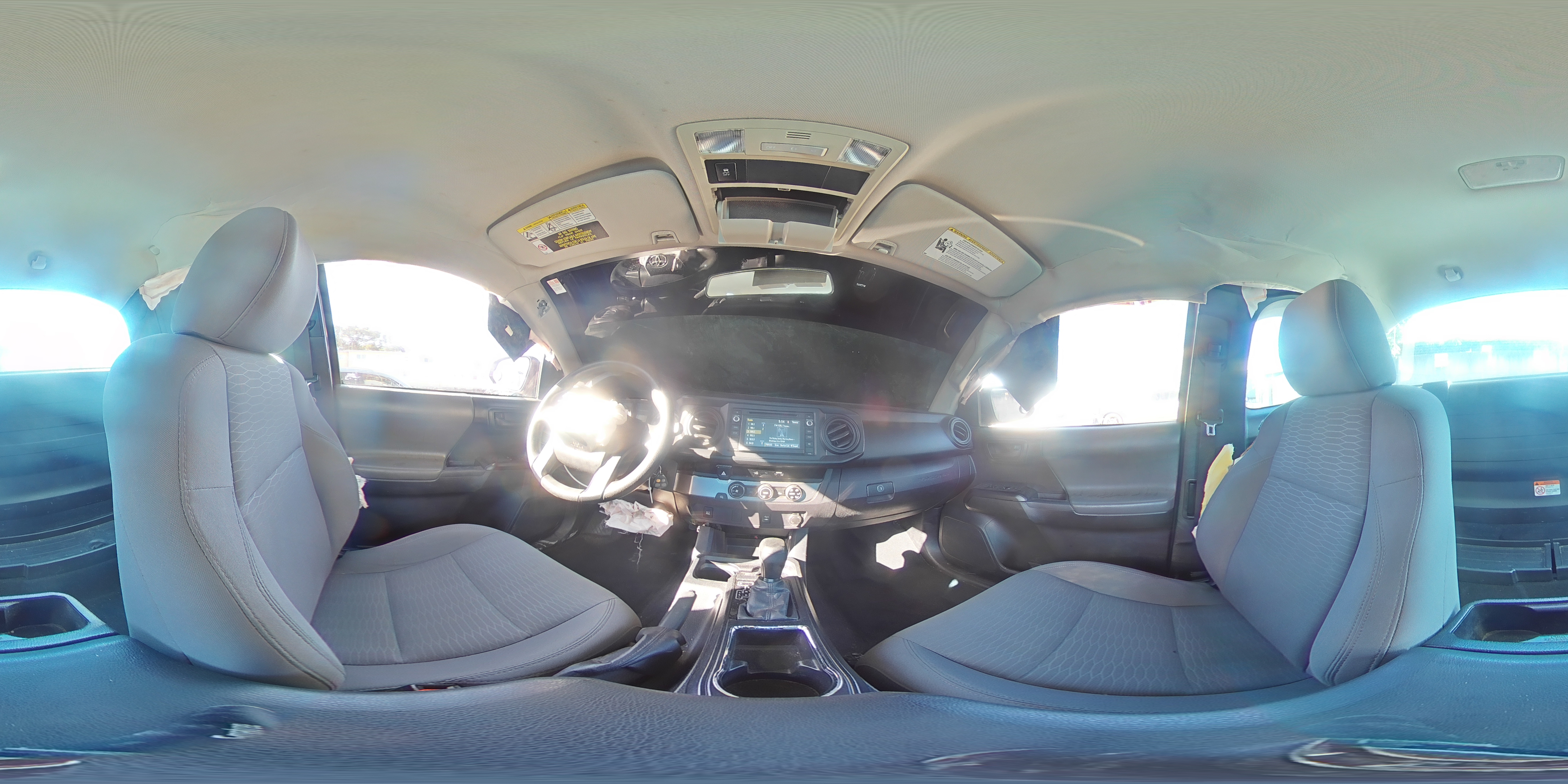 2017 Toyota Tacoma - Image 14