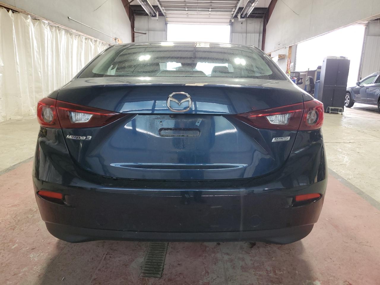 2018 Mazda 3 - Image 6