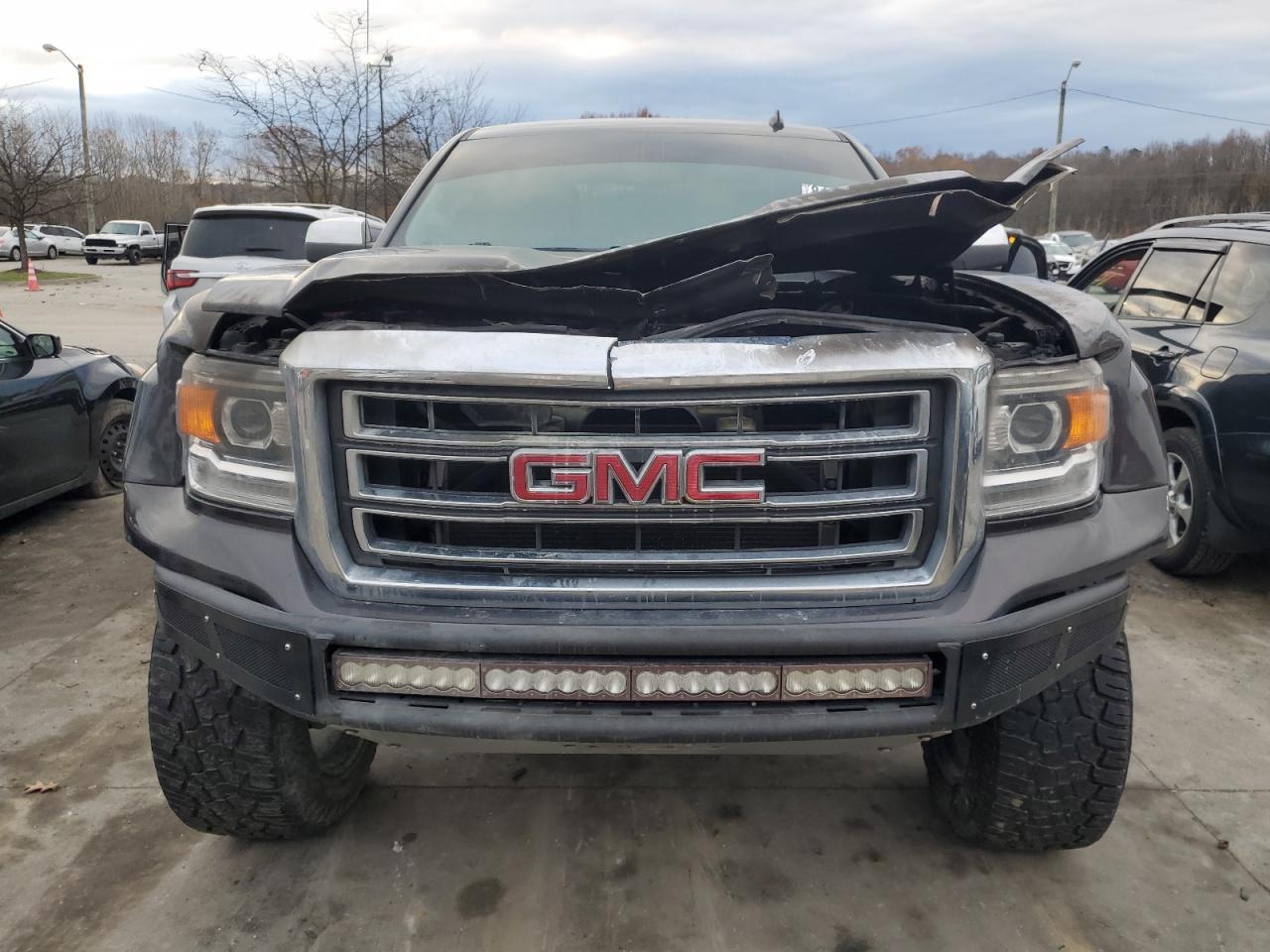 2014 GMC Sierra - Image 5