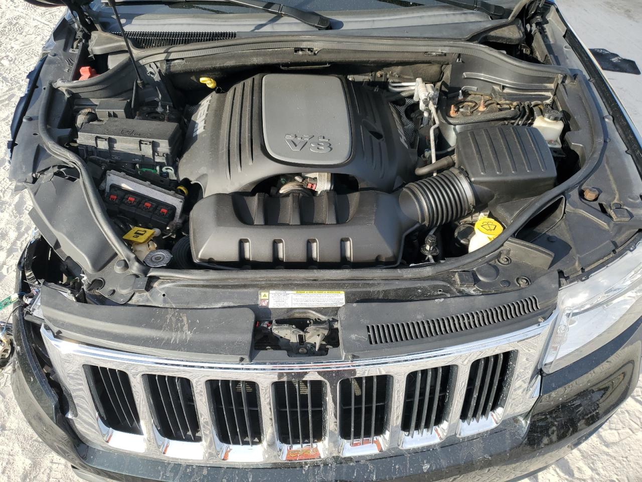 2013 Jeep Grand Cherokee - Image 13