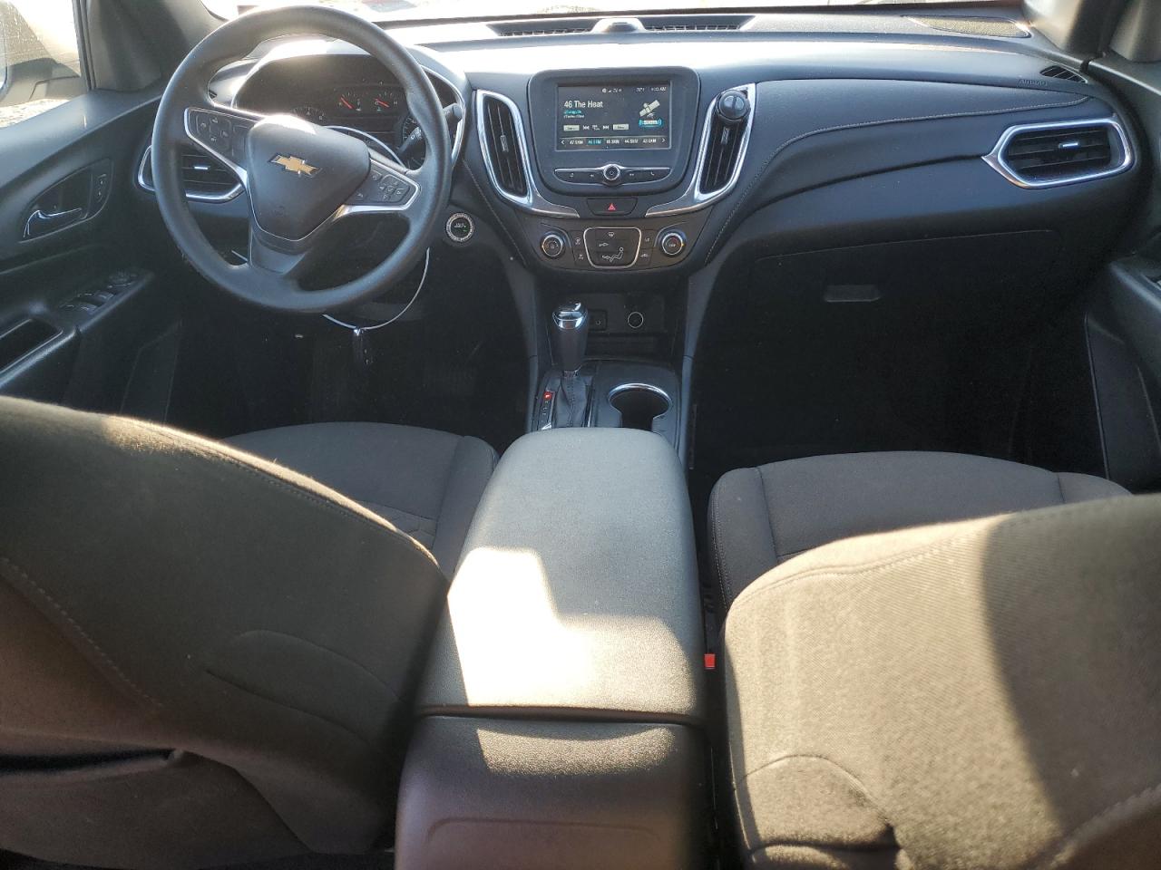 2018 Chevrolet Equinox - Image 8