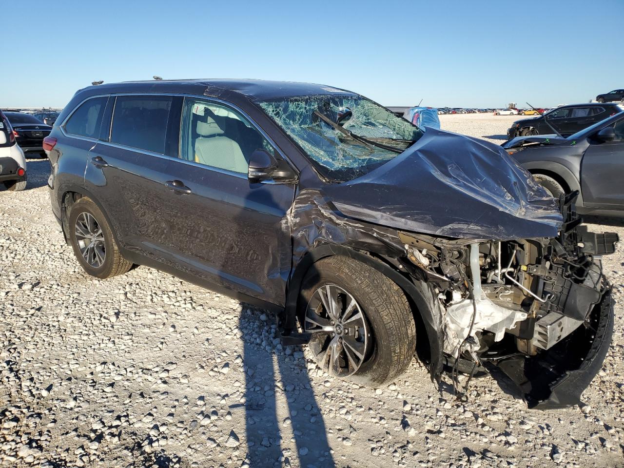 2019 Toyota Highlander - Image 4