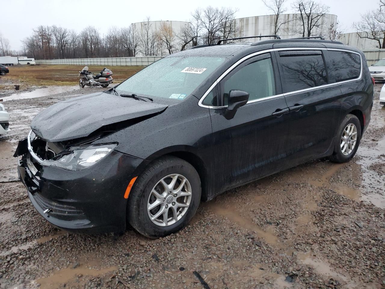 2020 Chrysler Voyager Lxi na sprzedaż w Central Square, NY - Front End