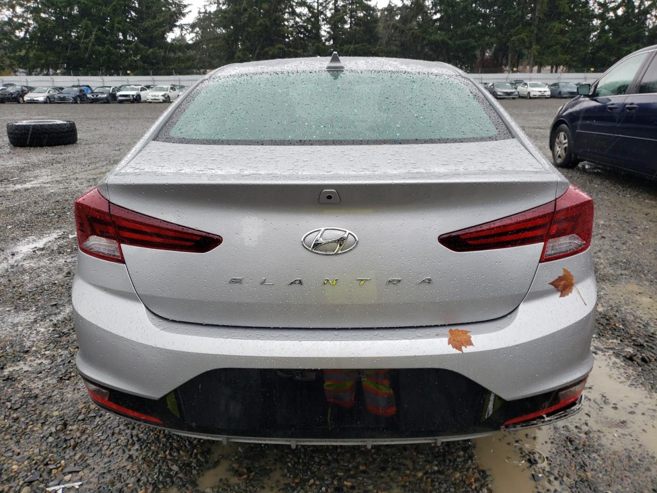 2020 Hyundai Elantra - Image 6