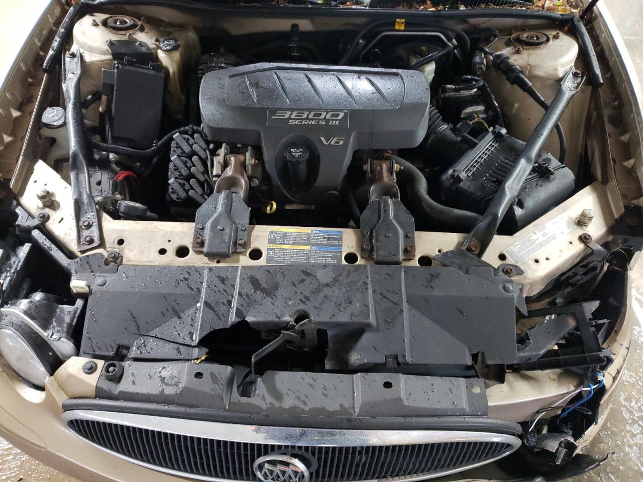 2005 Buick LaCrosse - Image 11