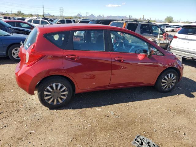  NISSAN VERSA 2015 Красный