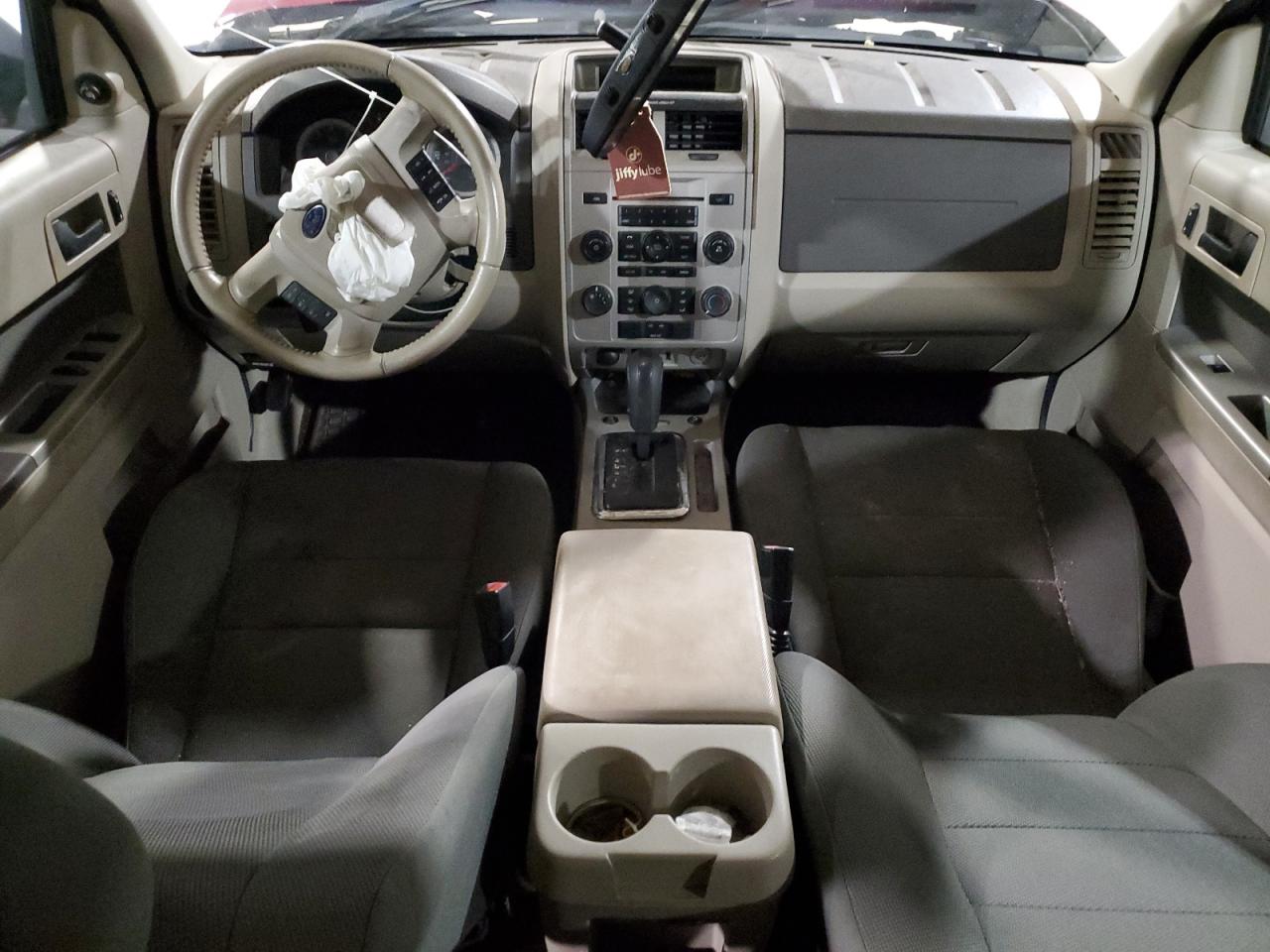 2010 Ford Escape - Image 8