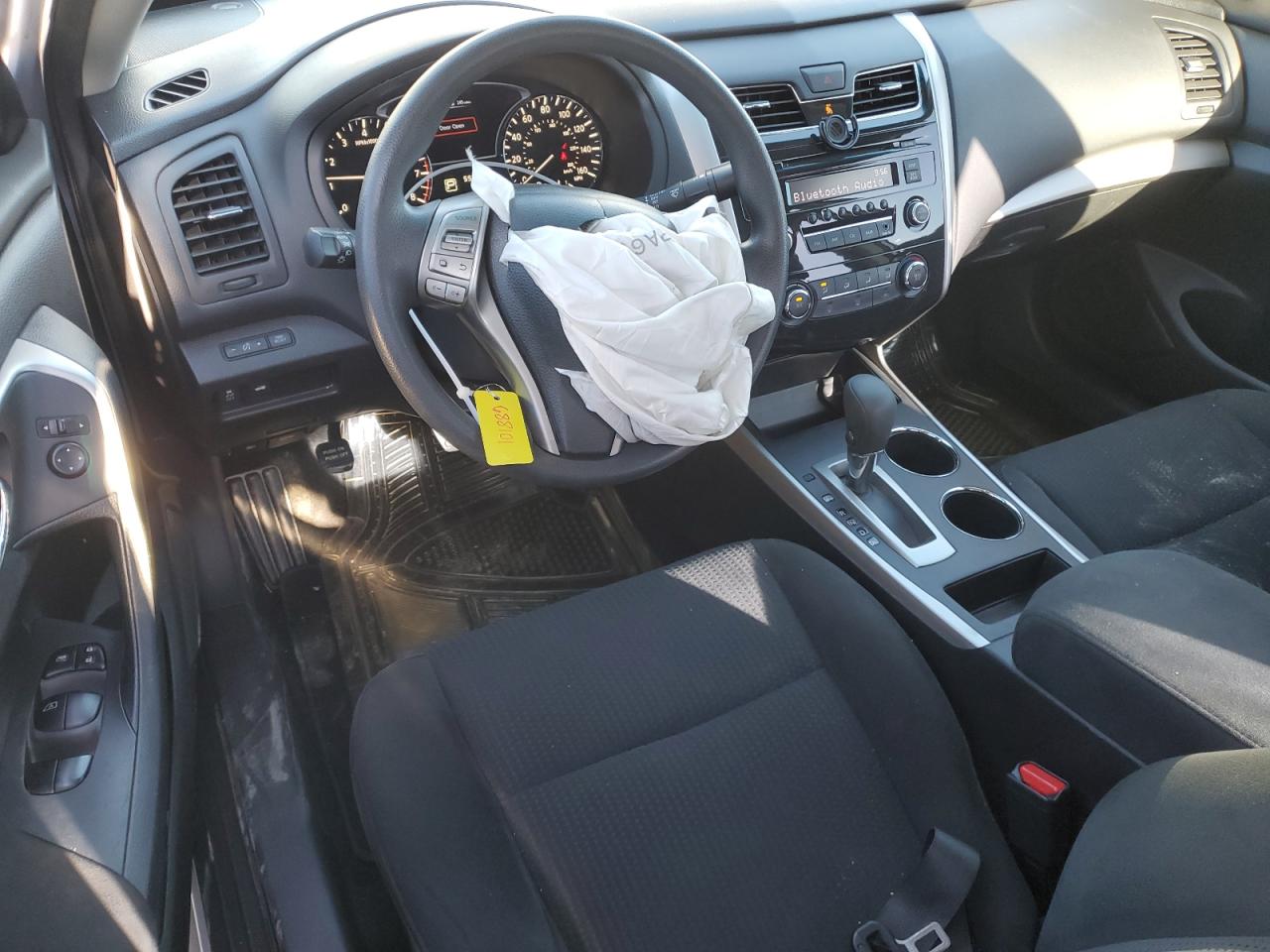 2015 Nissan Altima - Image 8