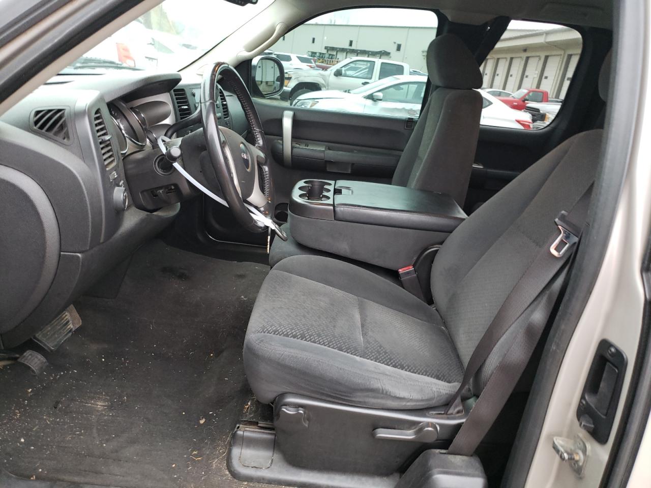 2008 GMC Sierra - Image 7
