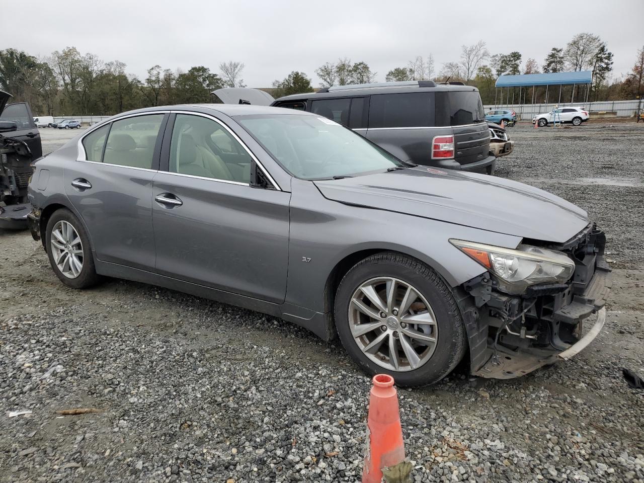 2015 Infiniti Q50 - Image 4