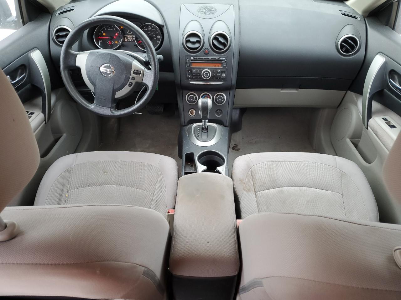 2011 Nissan Rogue - Image 8