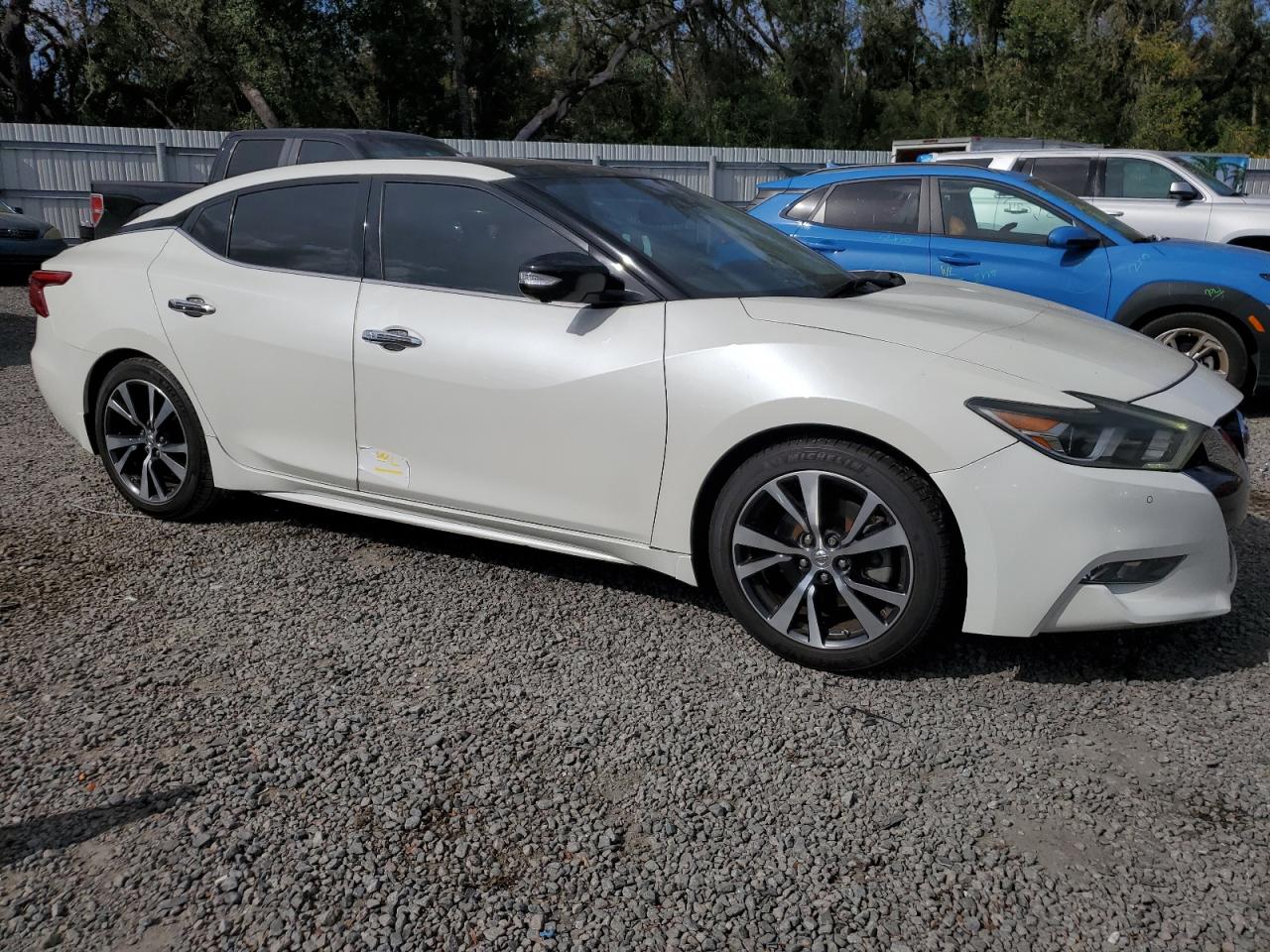 2017 Nissan Maxima - Image 4