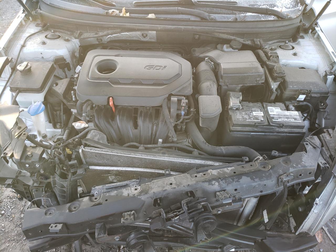 2016 Hyundai Sonata - Image 11