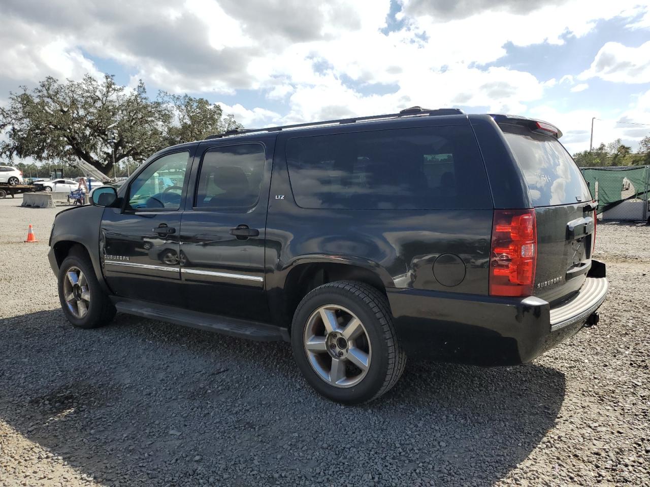 2012 Chevrolet Suburban K1500 Ltz VIN: 1GNSKKE73CR150292 Lot: 79098864