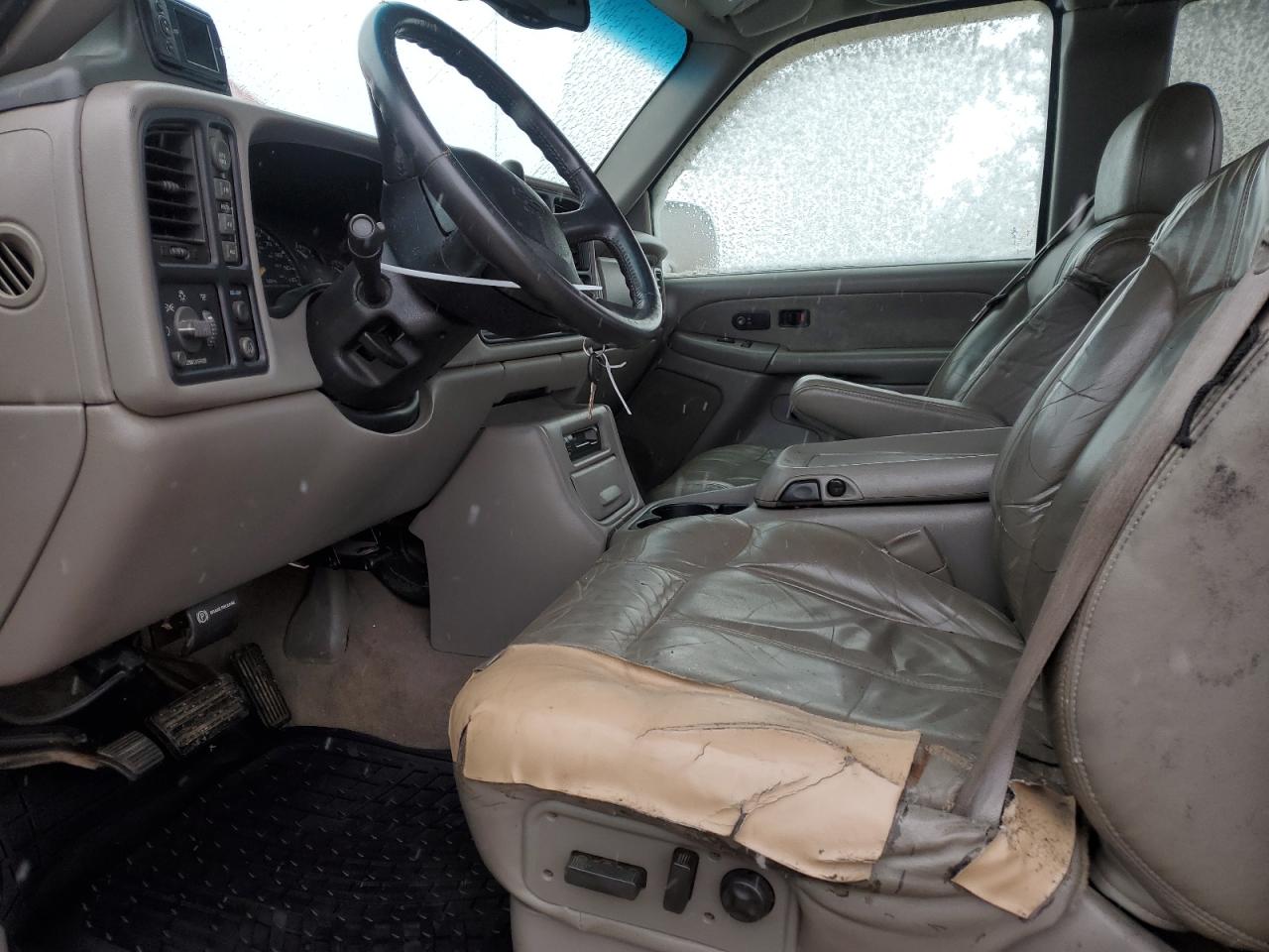 2000 Chevrolet Silverado - Image 7