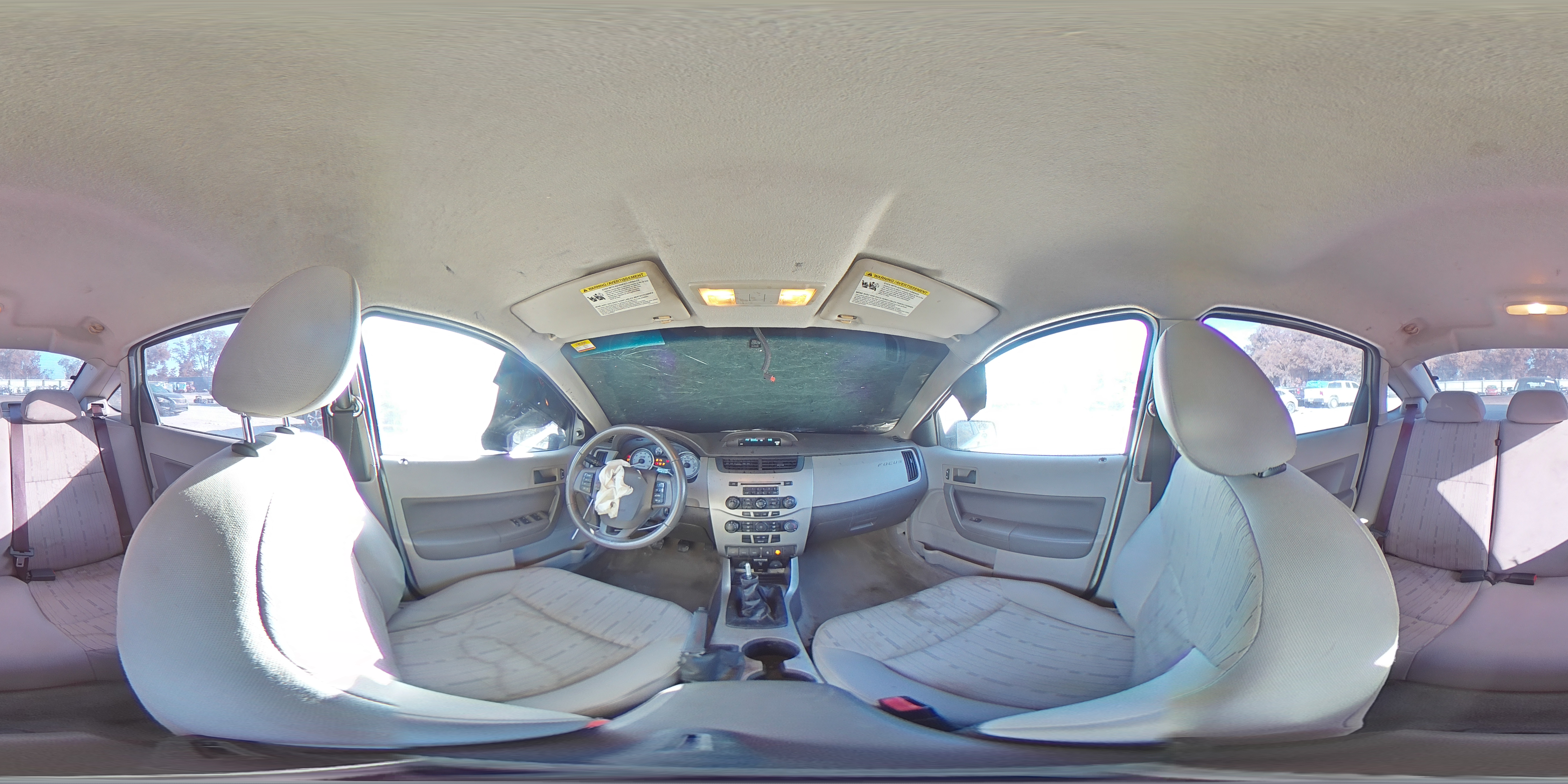 2010 Ford Focus - Image 12