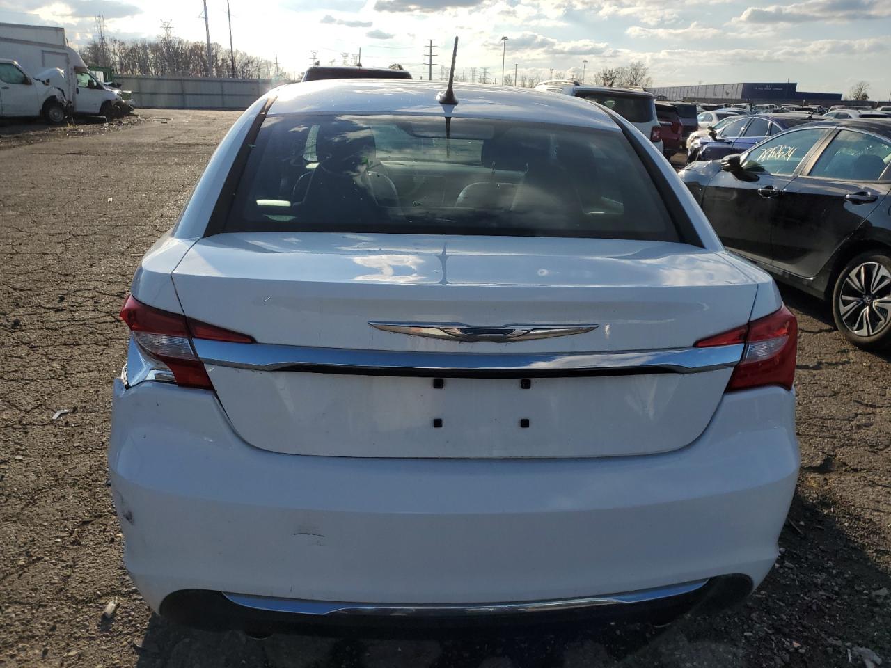 2013 Chrysler 200 Limited VIN: 1C3CCBCG5DN736650 Lot: 79040544