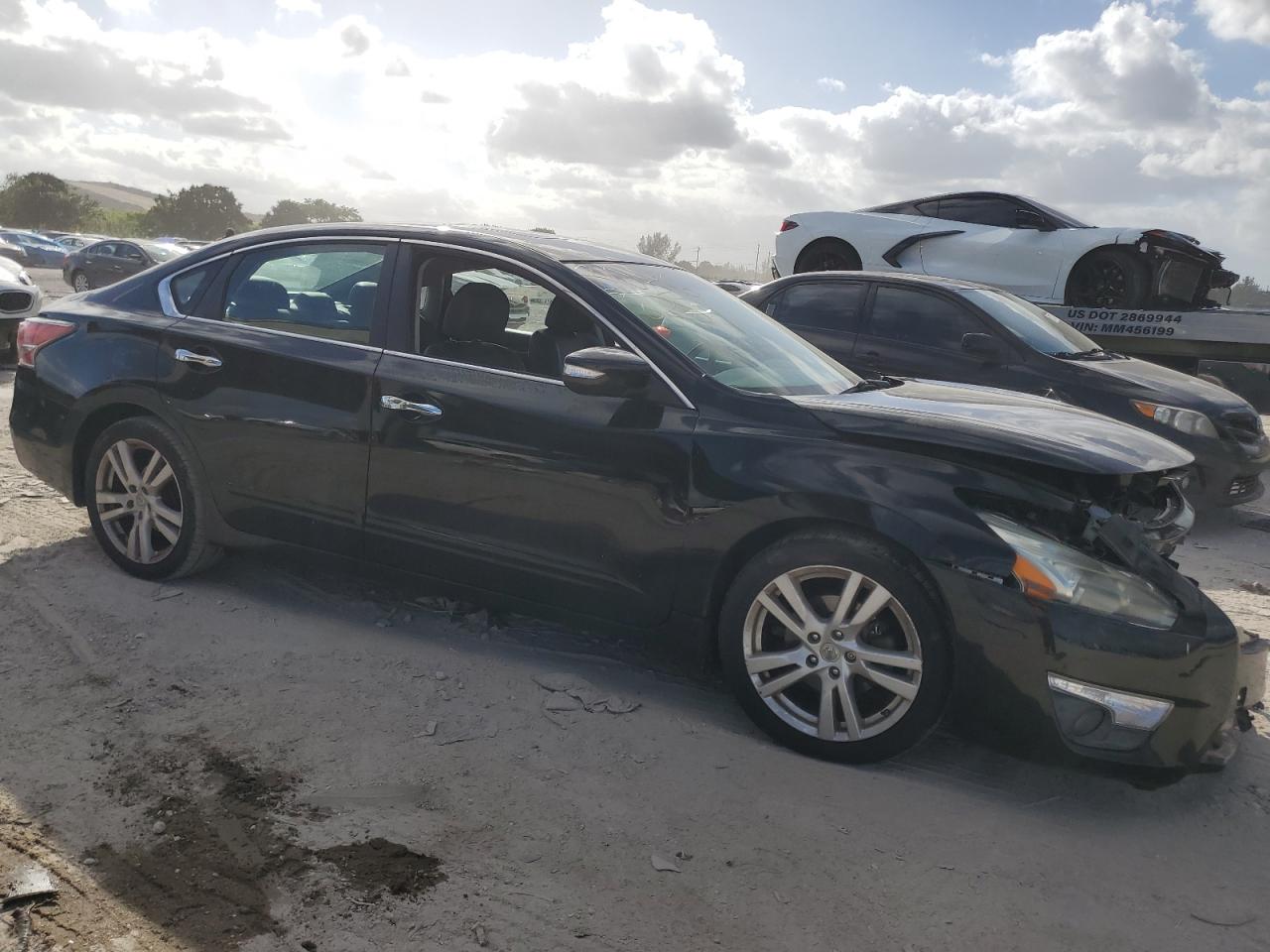 2015 Nissan Altima - Image 4