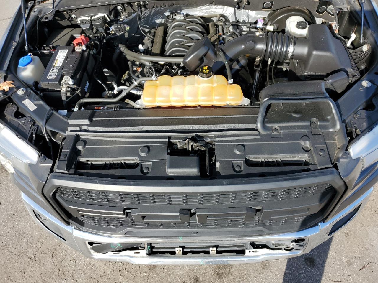 2016 Ford F-150 - Image 11