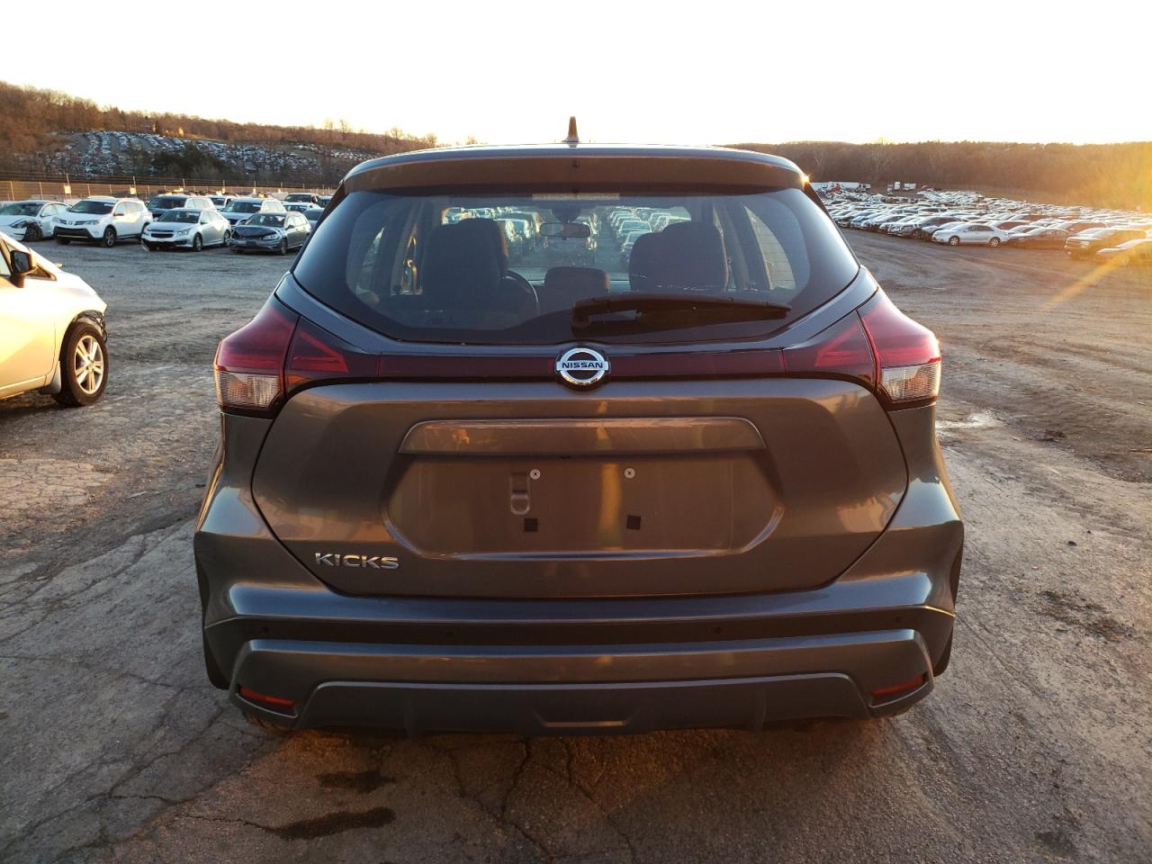 2021 Nissan Kicks - Image 6