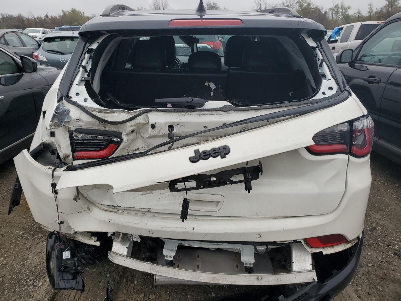 2019 Jeep Compass - Image 6