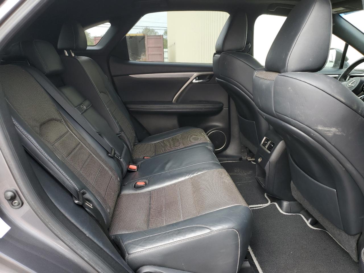 2019 Lexus RX - Image 10