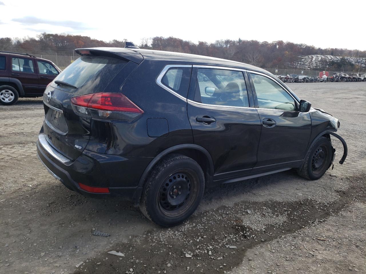 2020 Nissan Rogue - Image 3