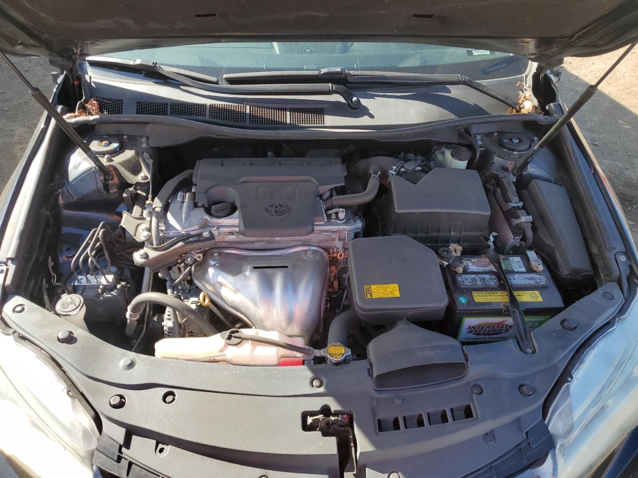 2015 Toyota Camry - Image 11