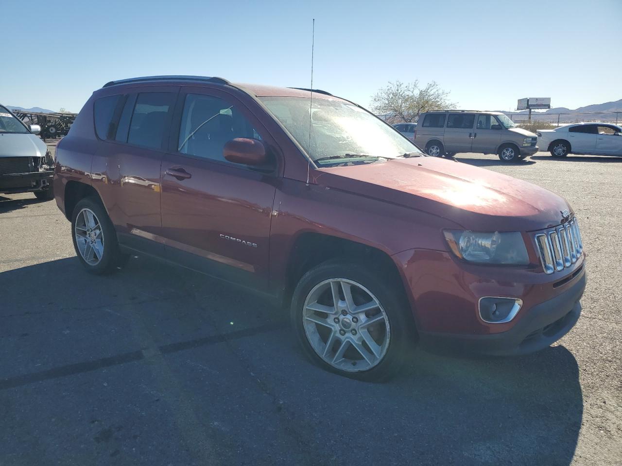 VIN 1C4NJDCB9ED510340 2014 JEEP COMPASS no.4