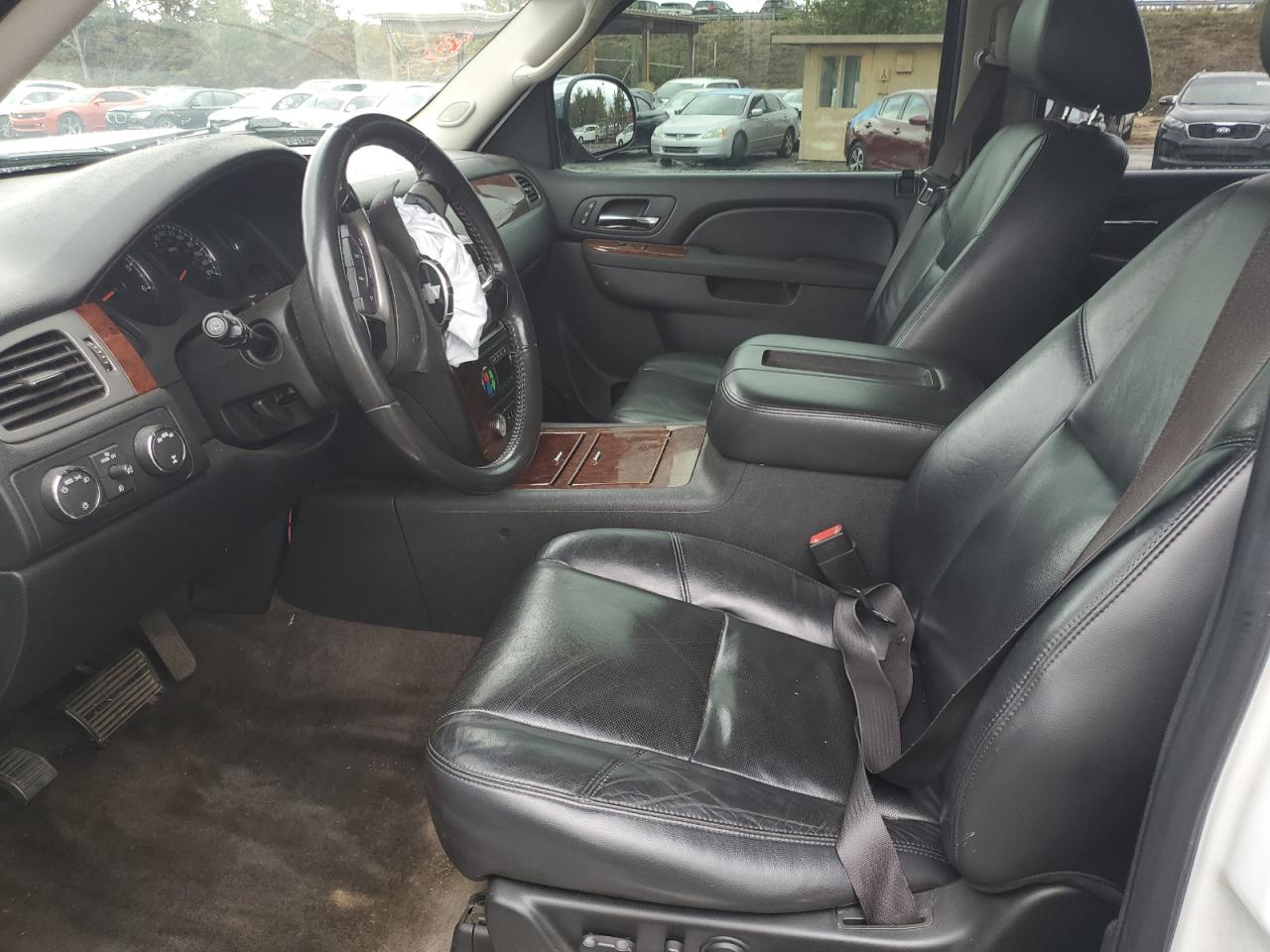 2010 Chevrolet Tahoe - Image 7