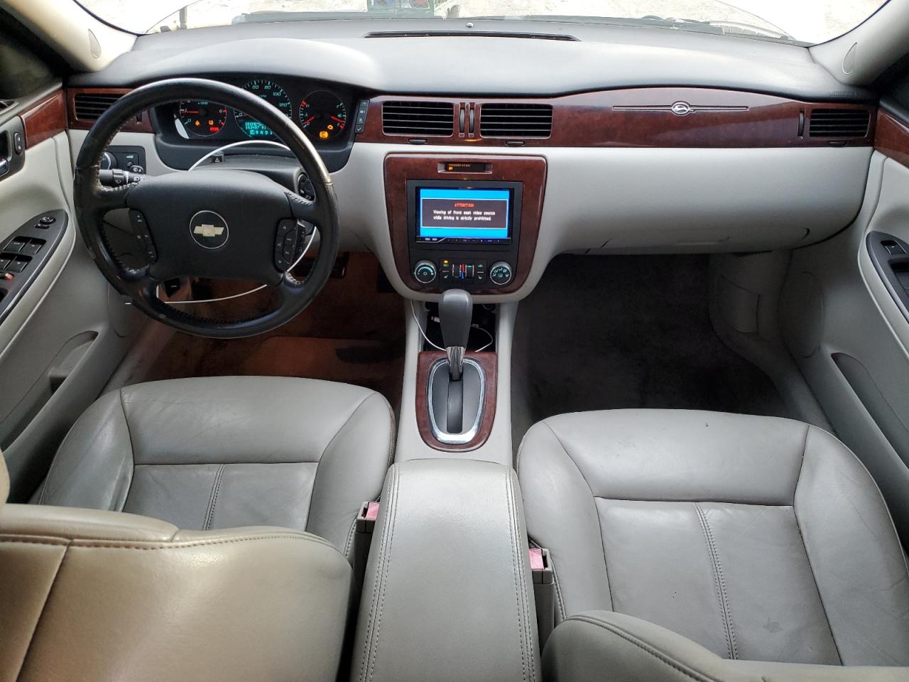 2007 Chevrolet Impala - Image 8