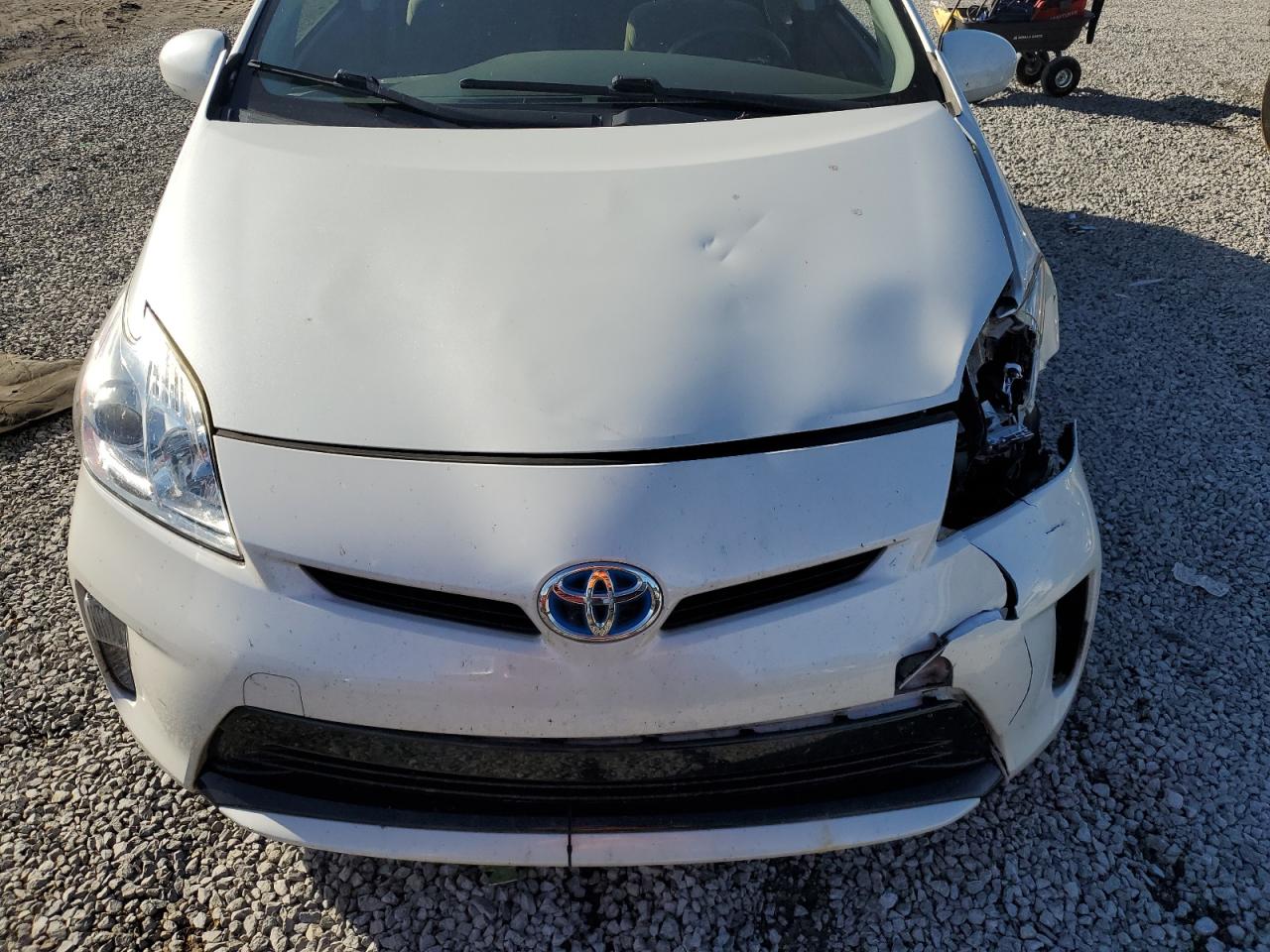 2015 Toyota Prius - Image 11