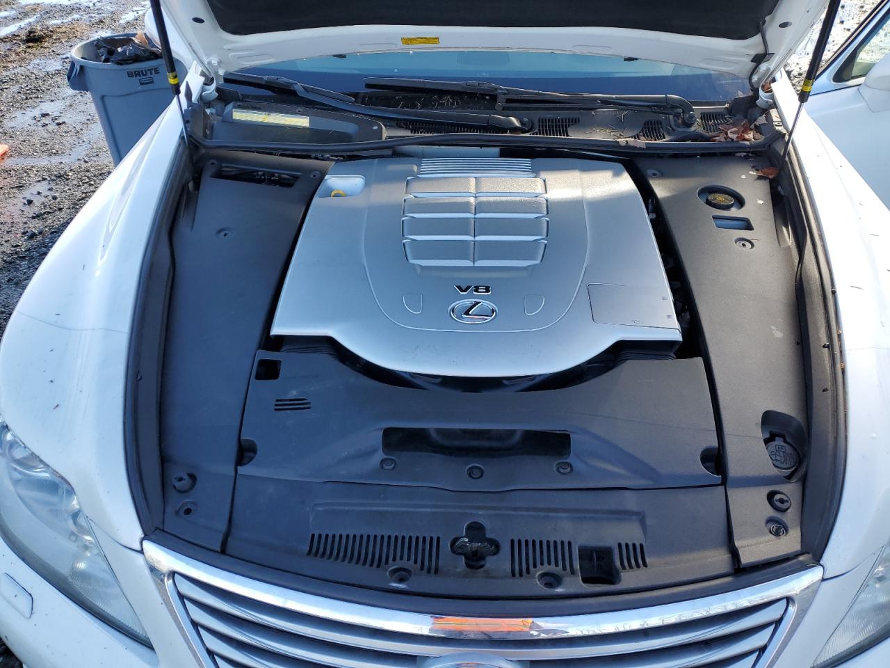 2012 Lexus LS - Image 11