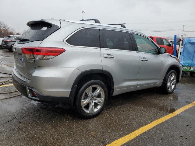  TOYOTA HIGHLANDER 2018 Srebrny