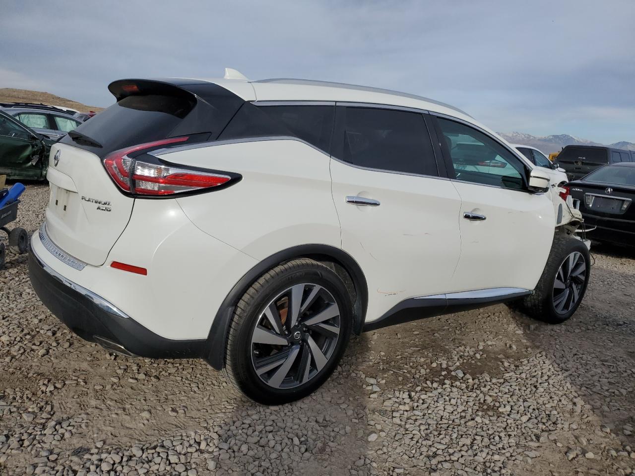 2016 Nissan Murano - Image 3