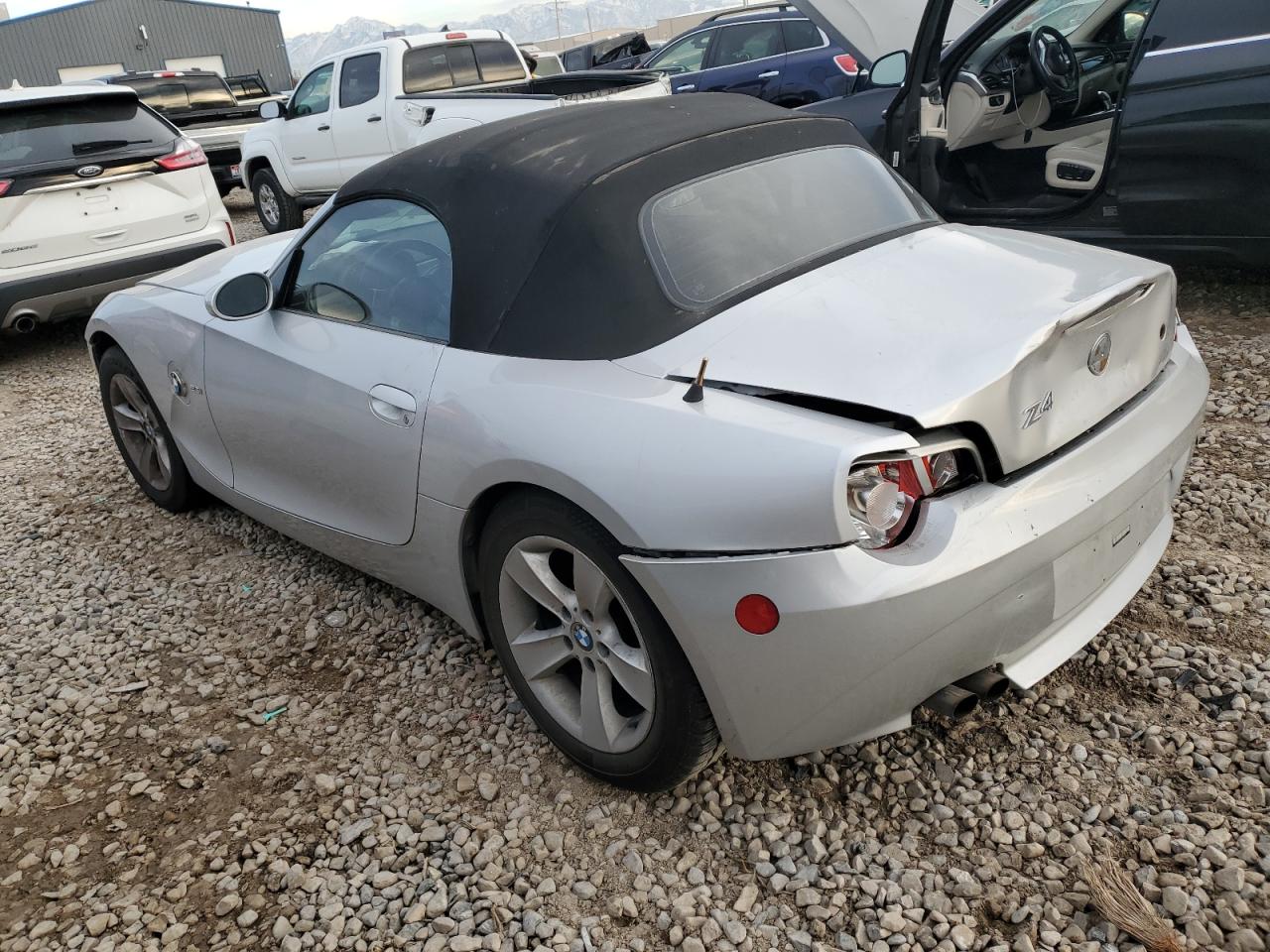2005 BMW Z4 - Image 2