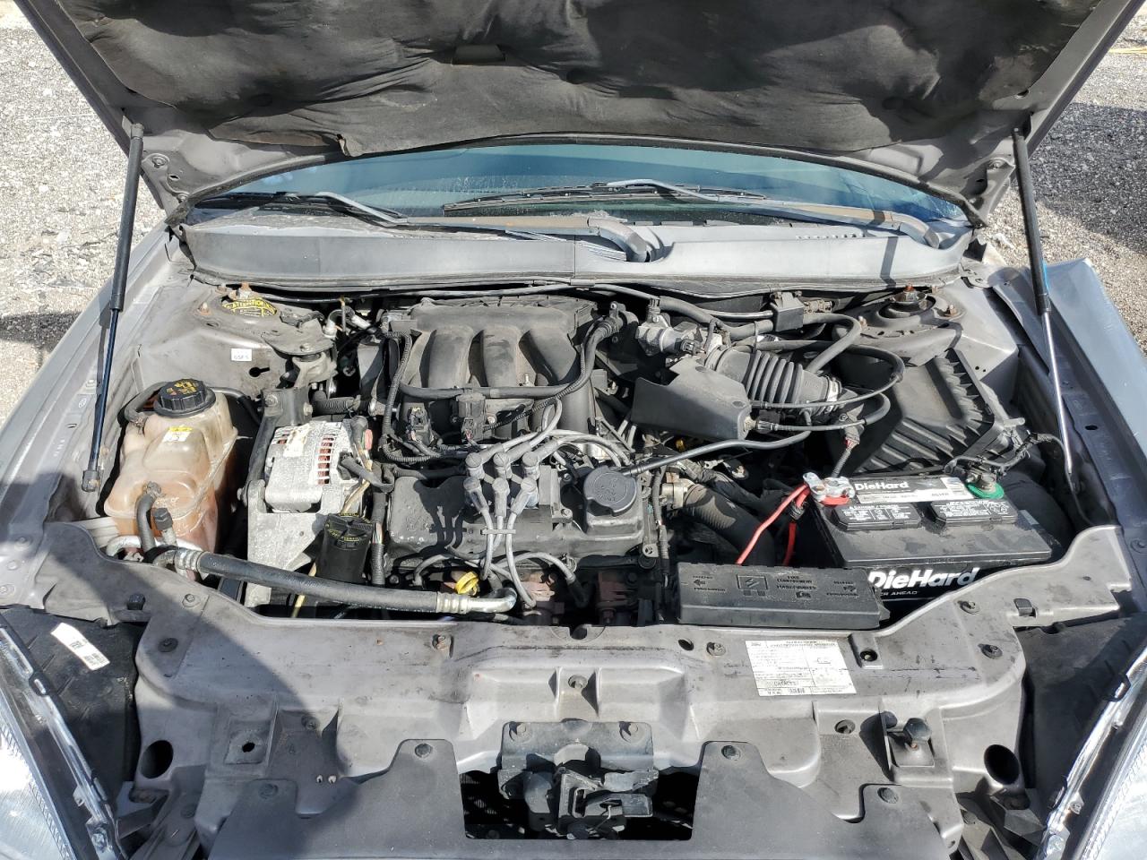 2006 Ford Taurus - Image 12