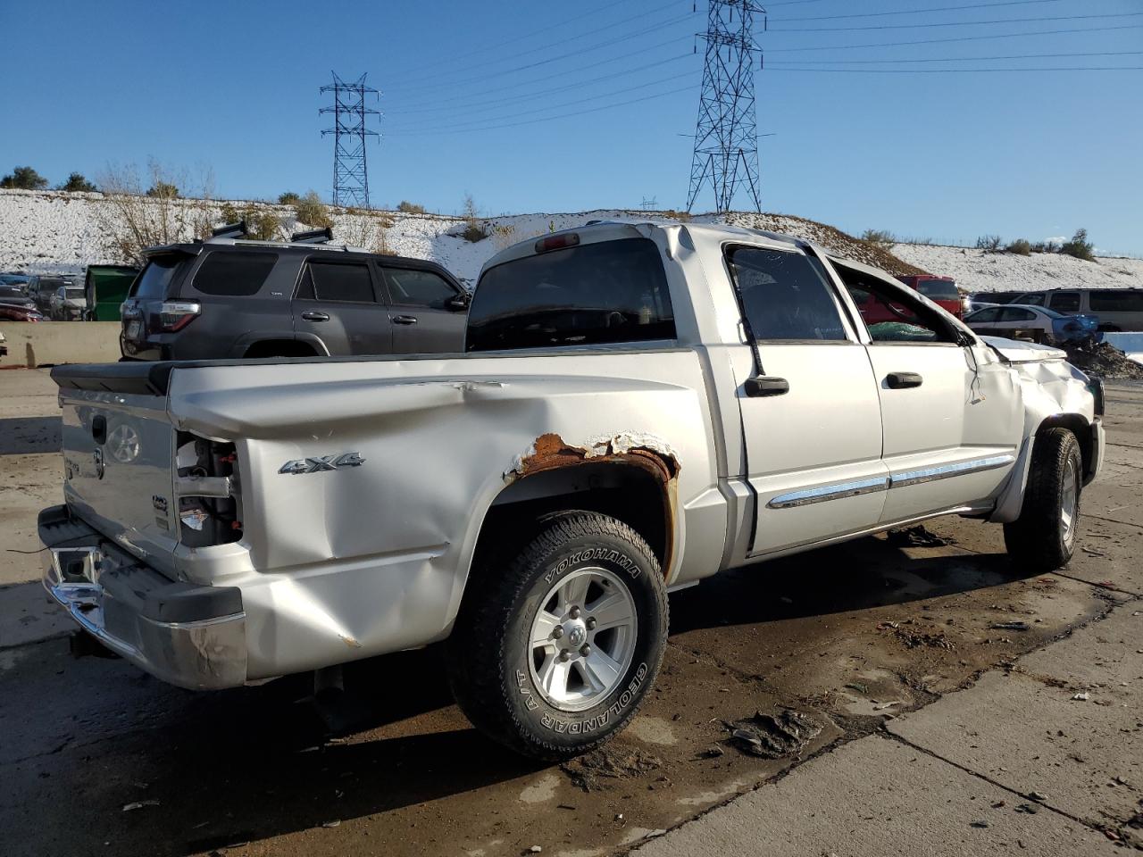 2008 Dodge Dakota - Image 3