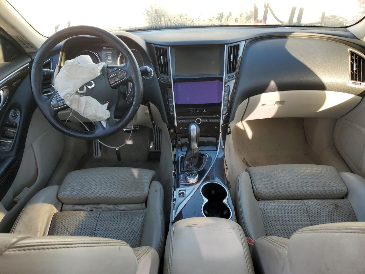 2015 Infiniti Q50 - Image 8