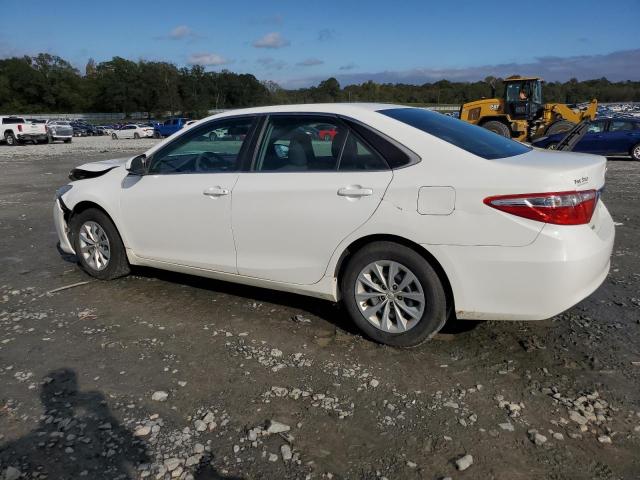  TOYOTA CAMRY 2015 Белы