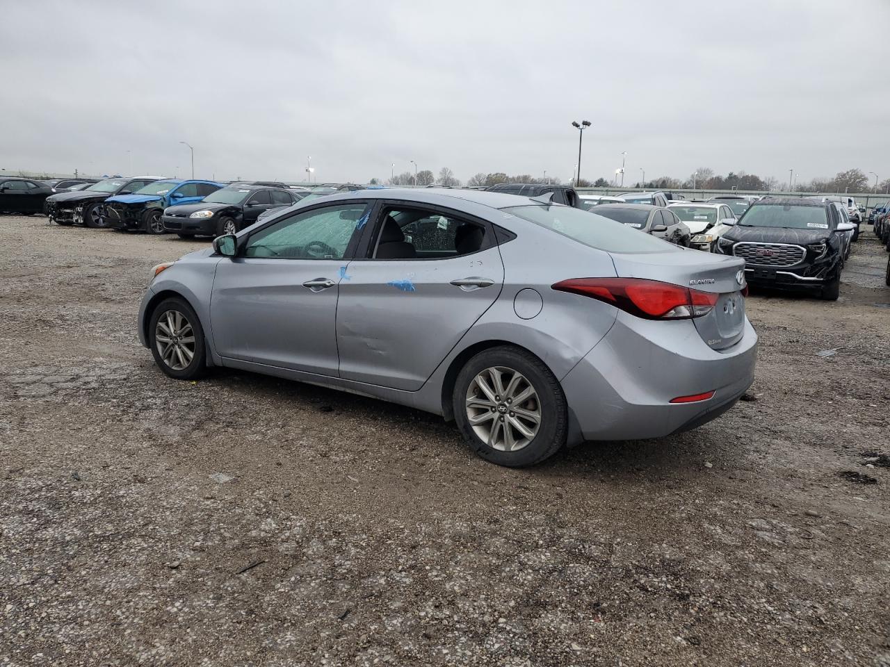 5NPDH4AE4FH610653 2015 HYUNDAI ELANTRA - Image 2