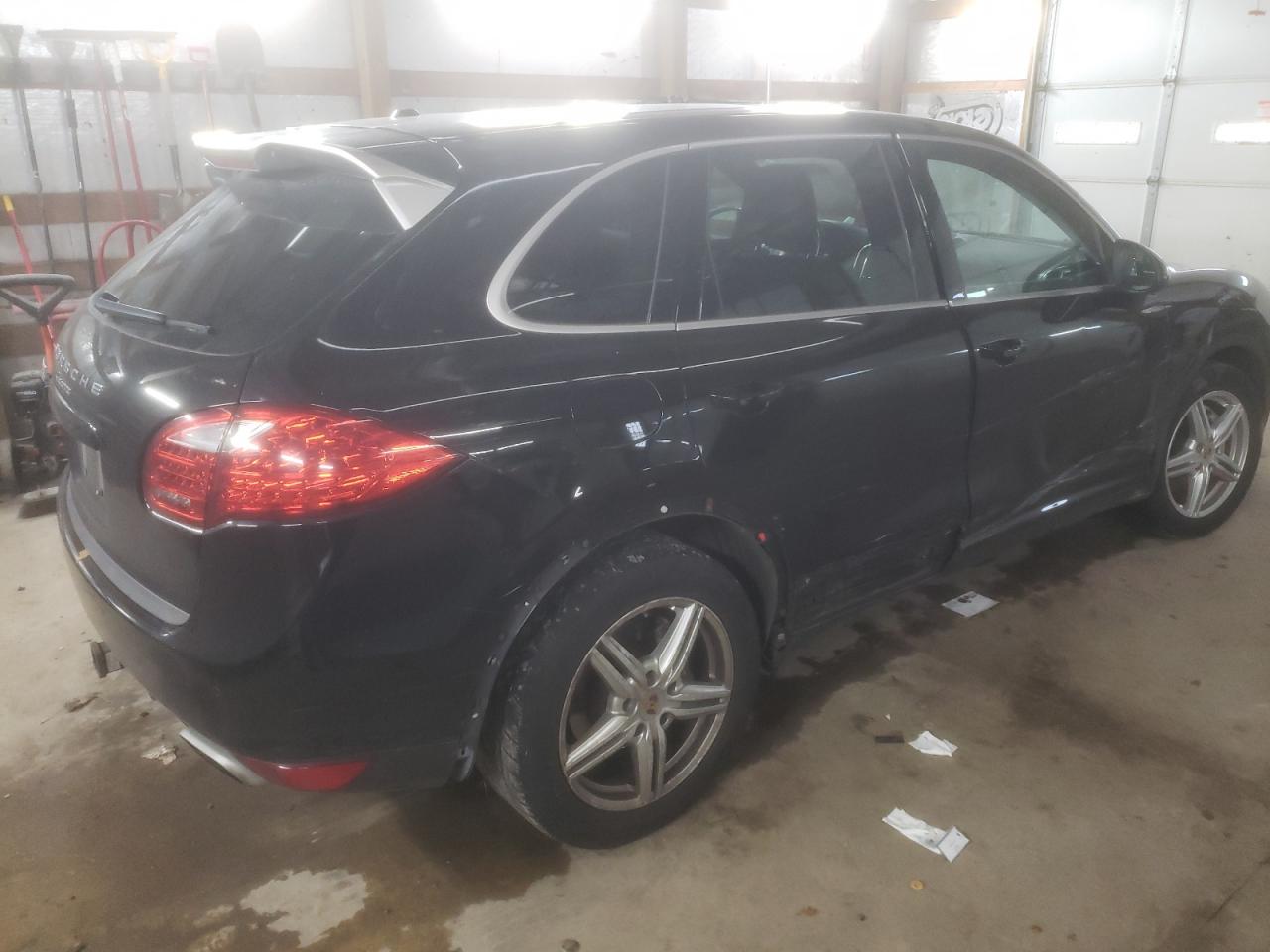 VIN WP1AA2A26ELA09223 2014 PORSCHE CAYENNE no.3