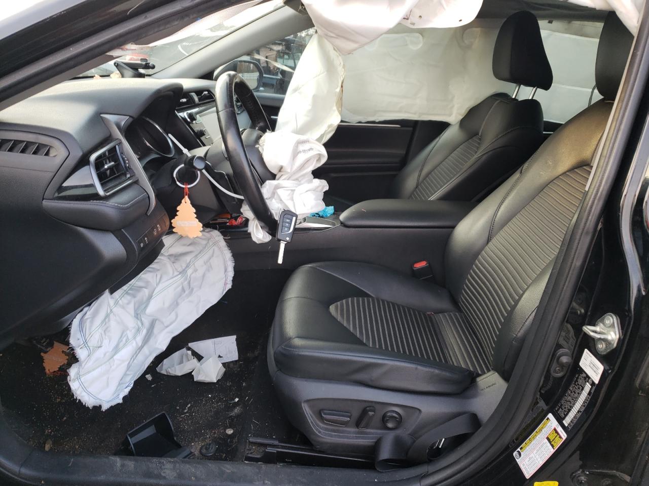 2019 Toyota Camry - Image 7