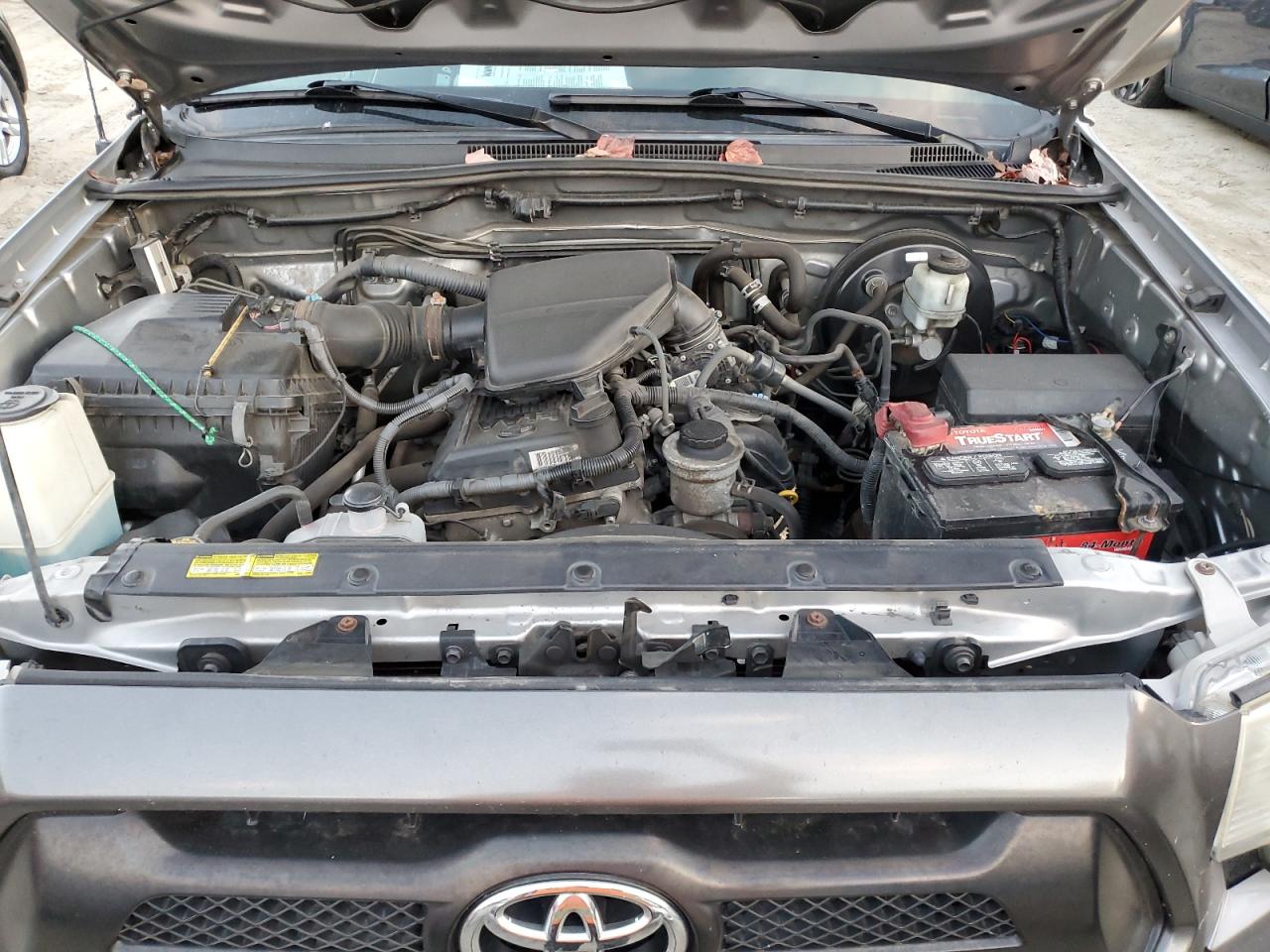 2014 Toyota Tacoma - Image 11