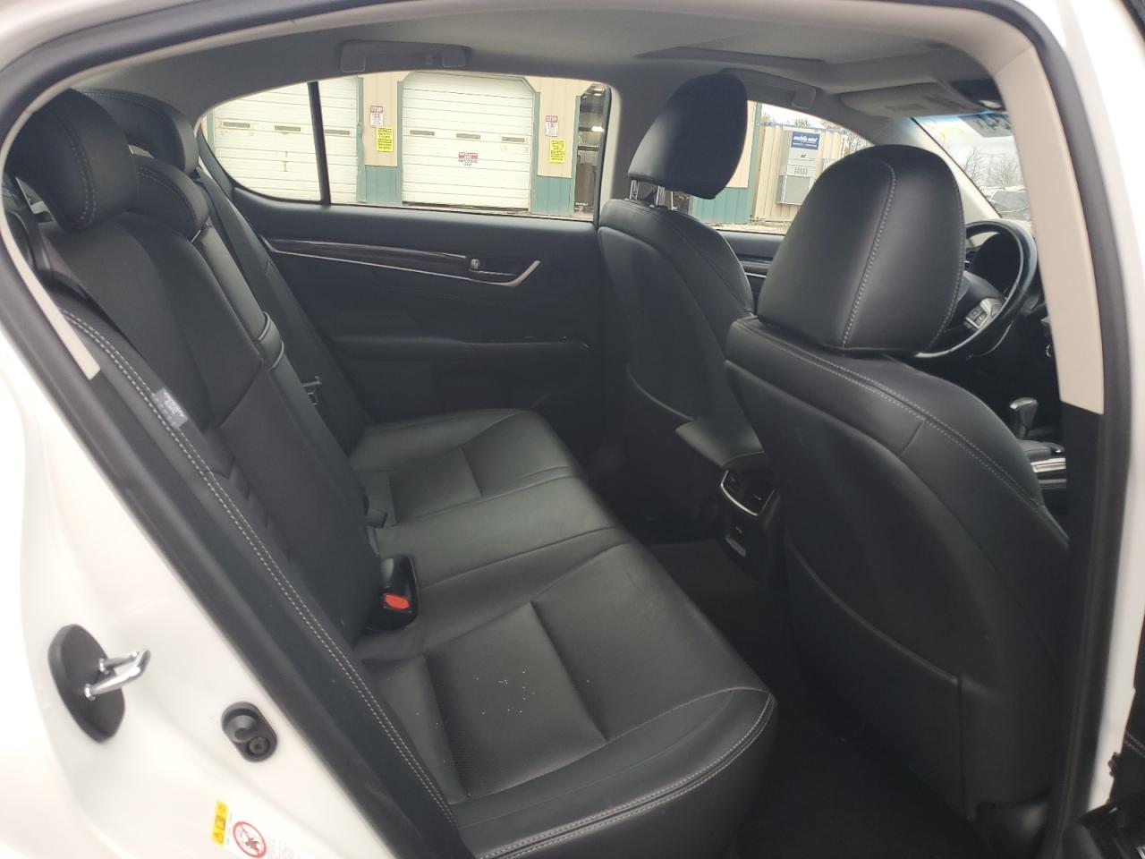 2017 Lexus GS - Image 10