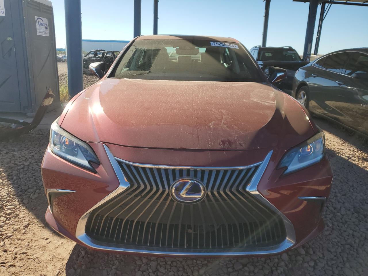 2021 Lexus ES - Image 5